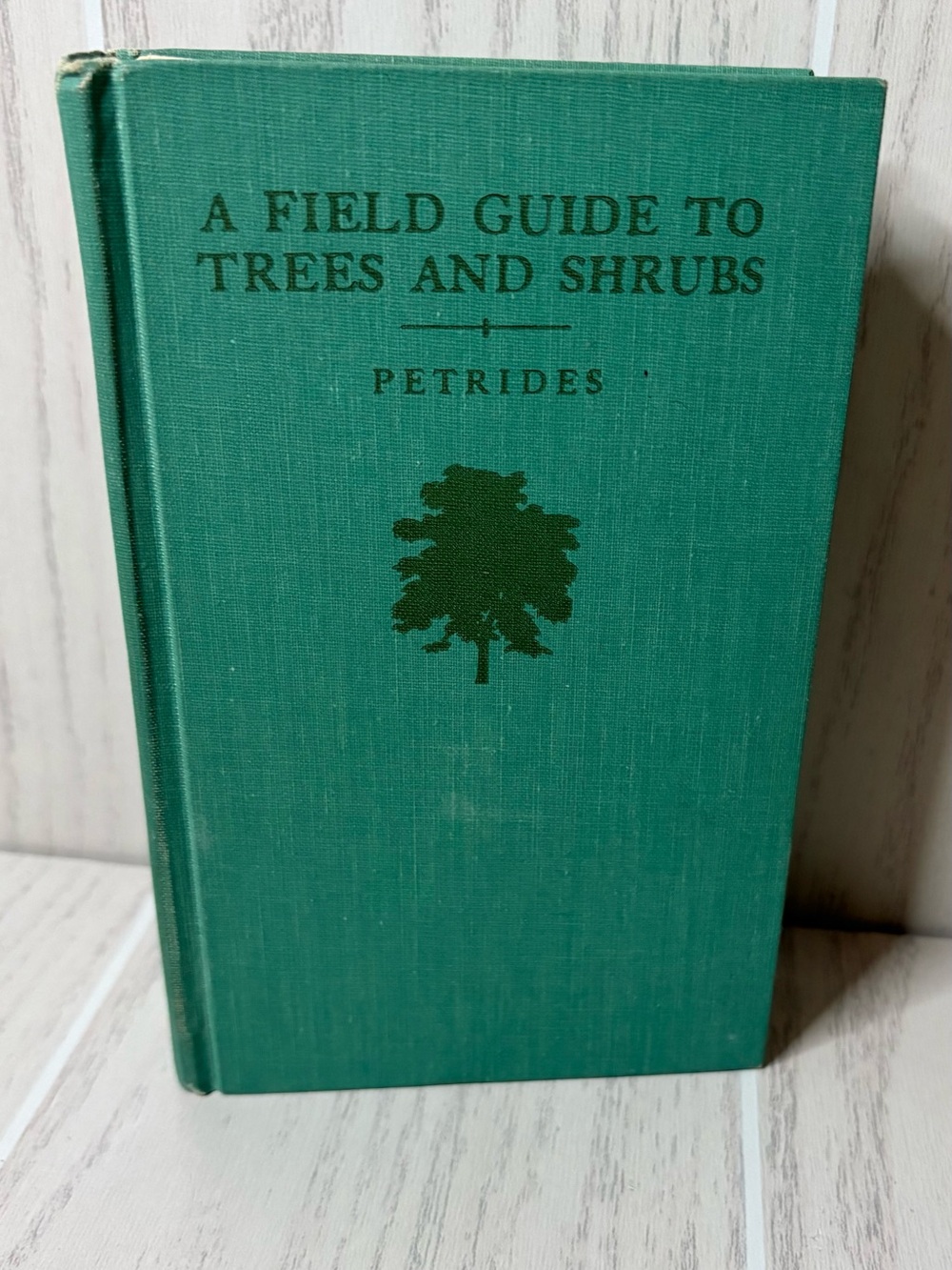 Vintage 1958 Field Guide to Trees and Shrubs by - Green